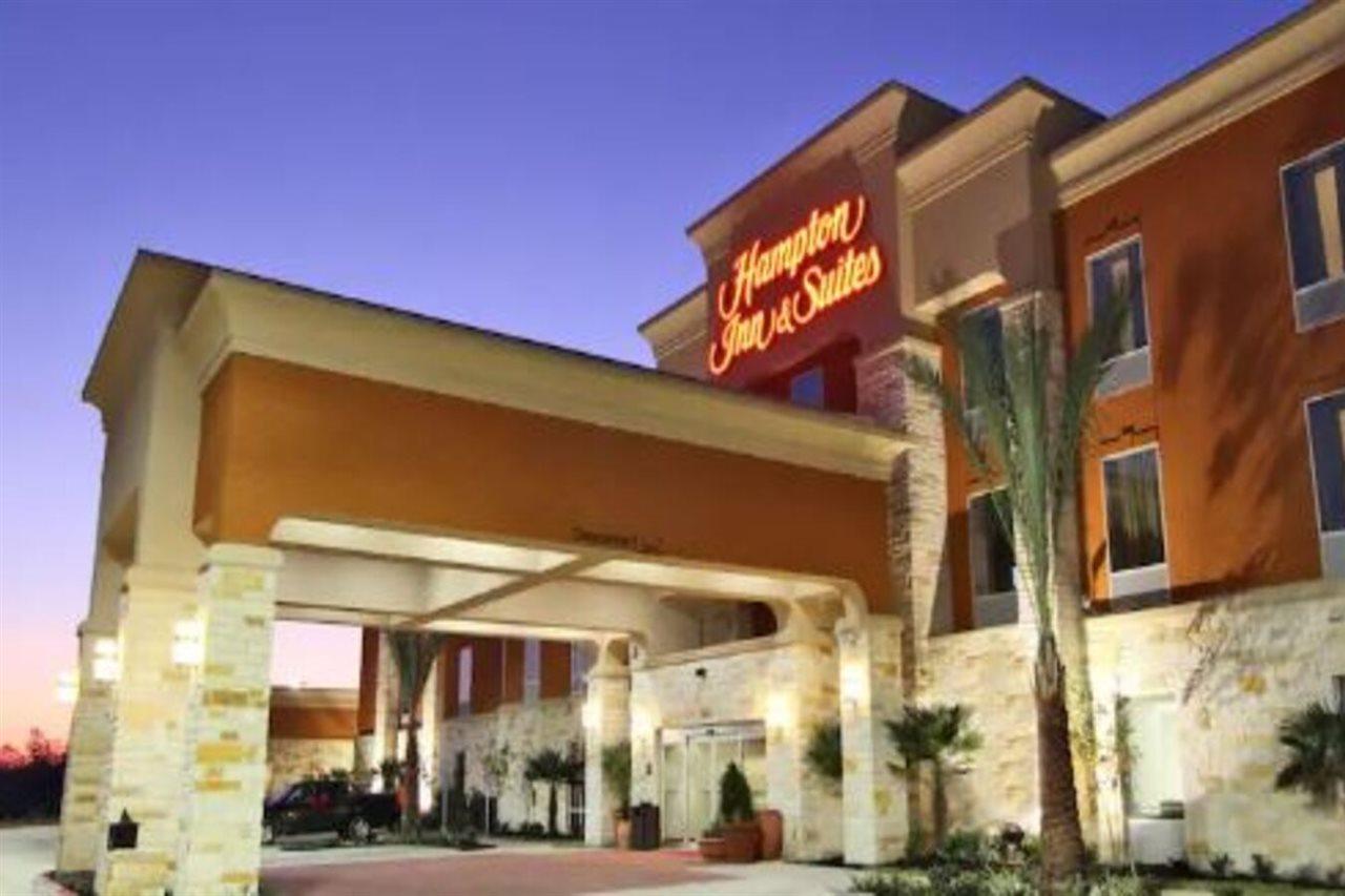 Hampton Inn & Suites Winnie Eksteriør billede